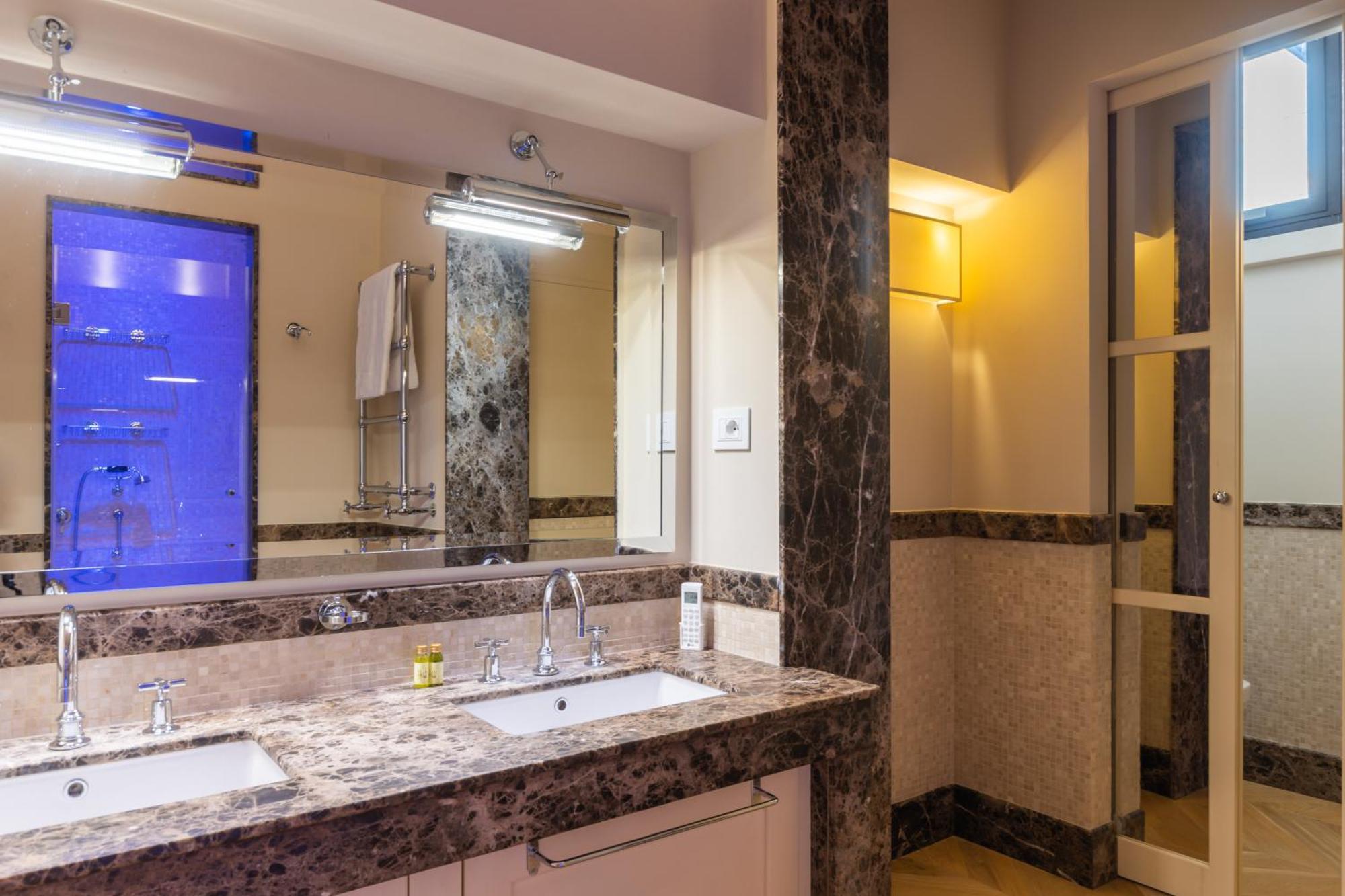 Exclusive Perugia Getaway - Apartments With Shared Pool & Parking Exterior photo