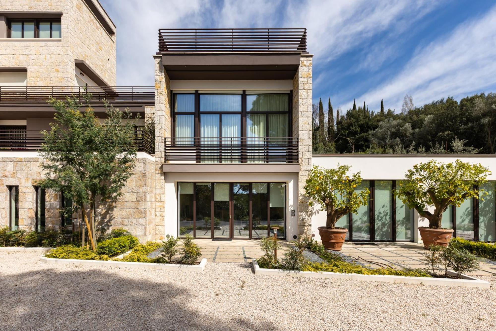 Exclusive Perugia Getaway - Apartments With Shared Pool & Parking Exterior photo